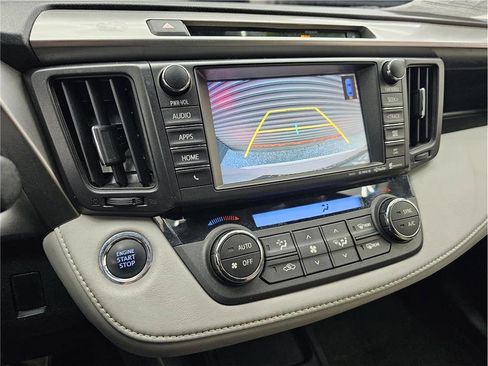 Used 2016 Toyota RAV4 XLE w/ Convenience Package FWD image 15