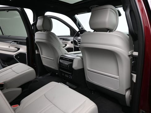 New 2026 Jeep Grand Wagoneer Limited AWD/4WD image 27