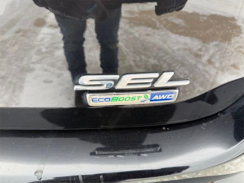 Used 2016 Ford Edge SEL w/ Equipment Group 201A image 37