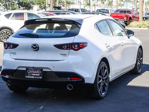 New 2026 MAZDA MAZDA3 Hatchback w/Premium Plus Pkg image 4