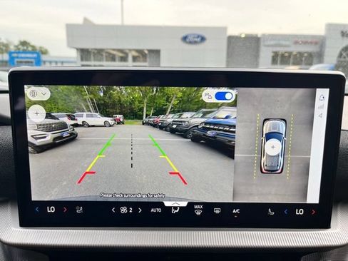 Used 2025 Ford Explorer ST-Line w/ ST-Line Street Pack AWD/4WD image 40