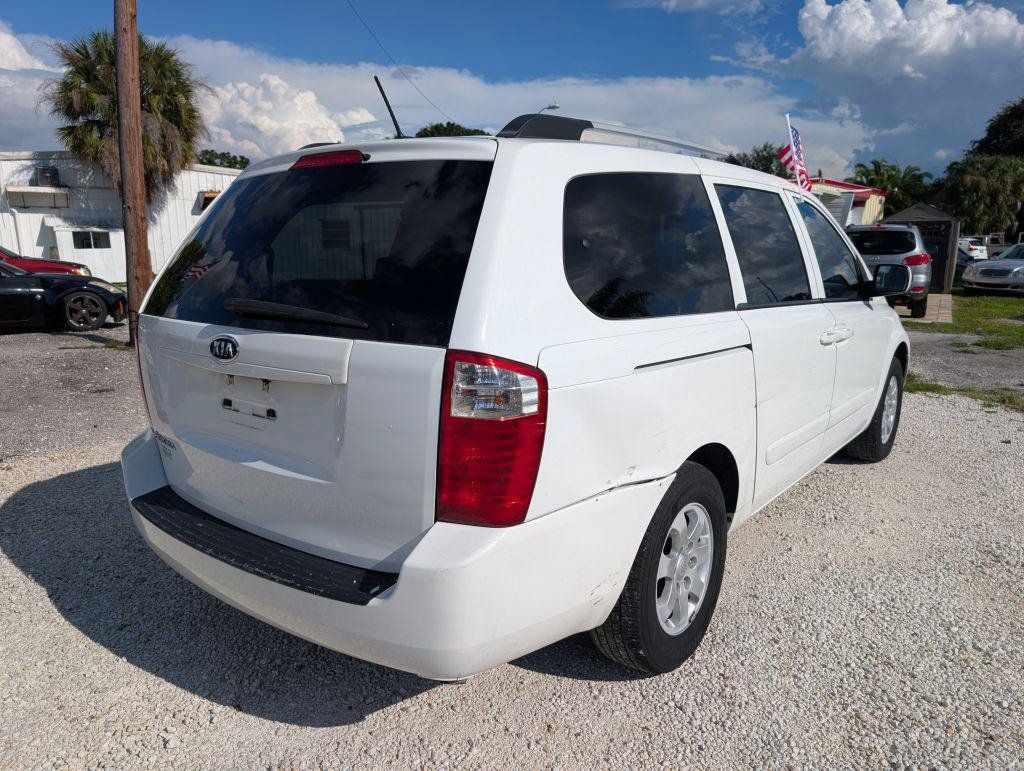 Used 2010 Kia Sedona LX FWD image 7