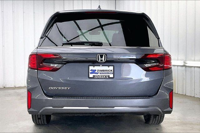 Certified 2025 Honda Odyssey EX-L image 4