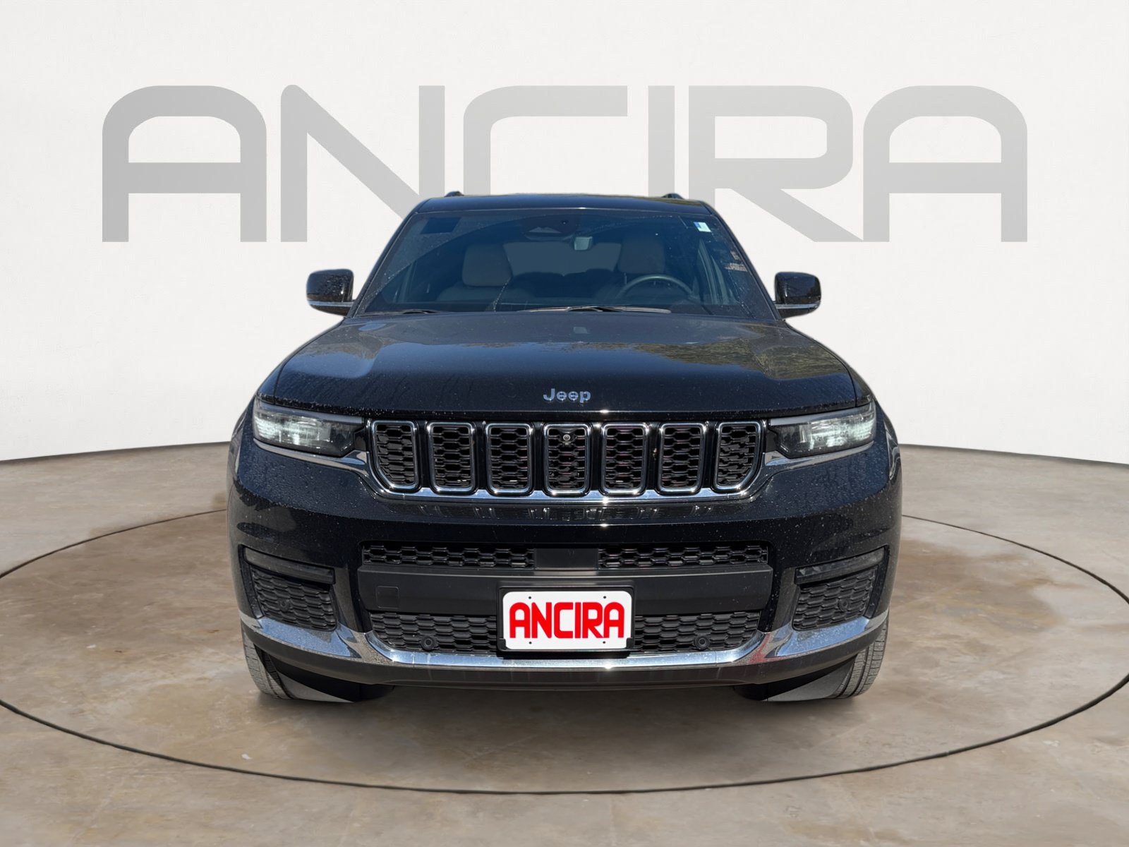 Used 2023 Jeep Grand Cherokee L Limited w/ Luxury Tech Group II AWD/4WD image 4