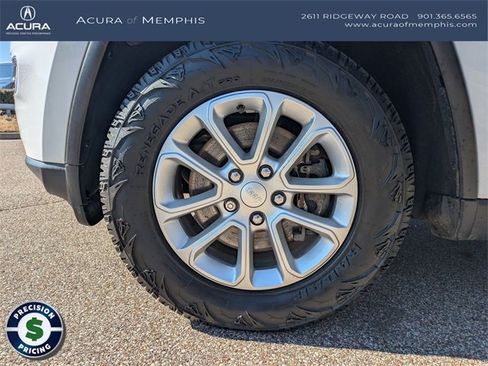 Used 2021 Jeep Grand Cherokee Laredo image 10