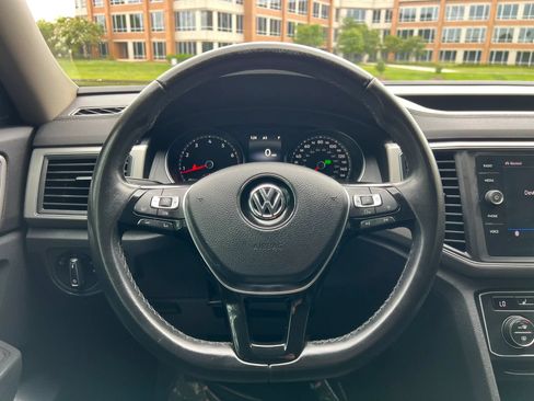 Used 2018 Volkswagen Atlas SE AWD/4WD image 23