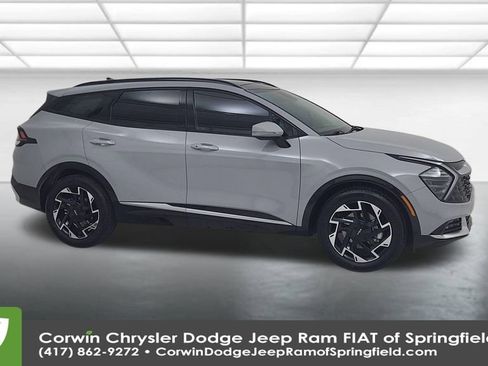 Used 2023 Kia Sportage SX image 17