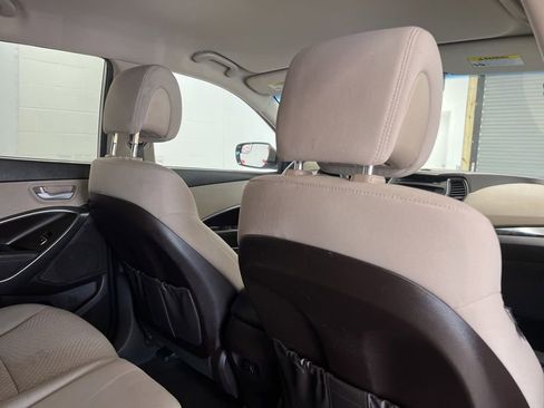 Used 2017 Hyundai Santa Fe Sport FWD image 11