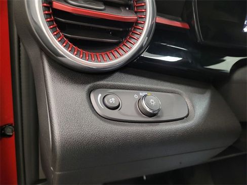 New 2026 Chevrolet Trax RS w/ Sunroof Package image 27