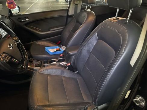 Used 2018 Kia Forte EX FWD image 7