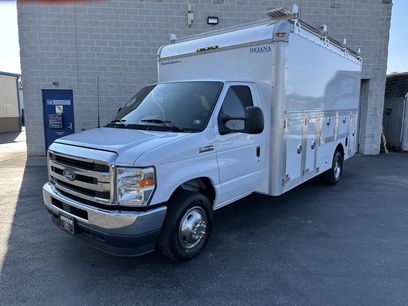 Used 2026 Ford E-450 and Econoline 450 Super Duty w/ Power Equipment Group