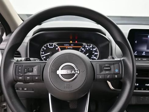 Used 2024 Nissan Rogue SV AWD/4WD image 20