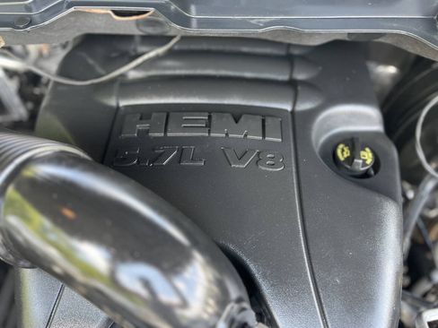 Used 2016 RAM 1500 Laramie w/ Convenience Group AWD/4WD image 30