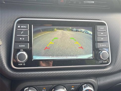 New 2025 Nissan Kicks Play S image 32