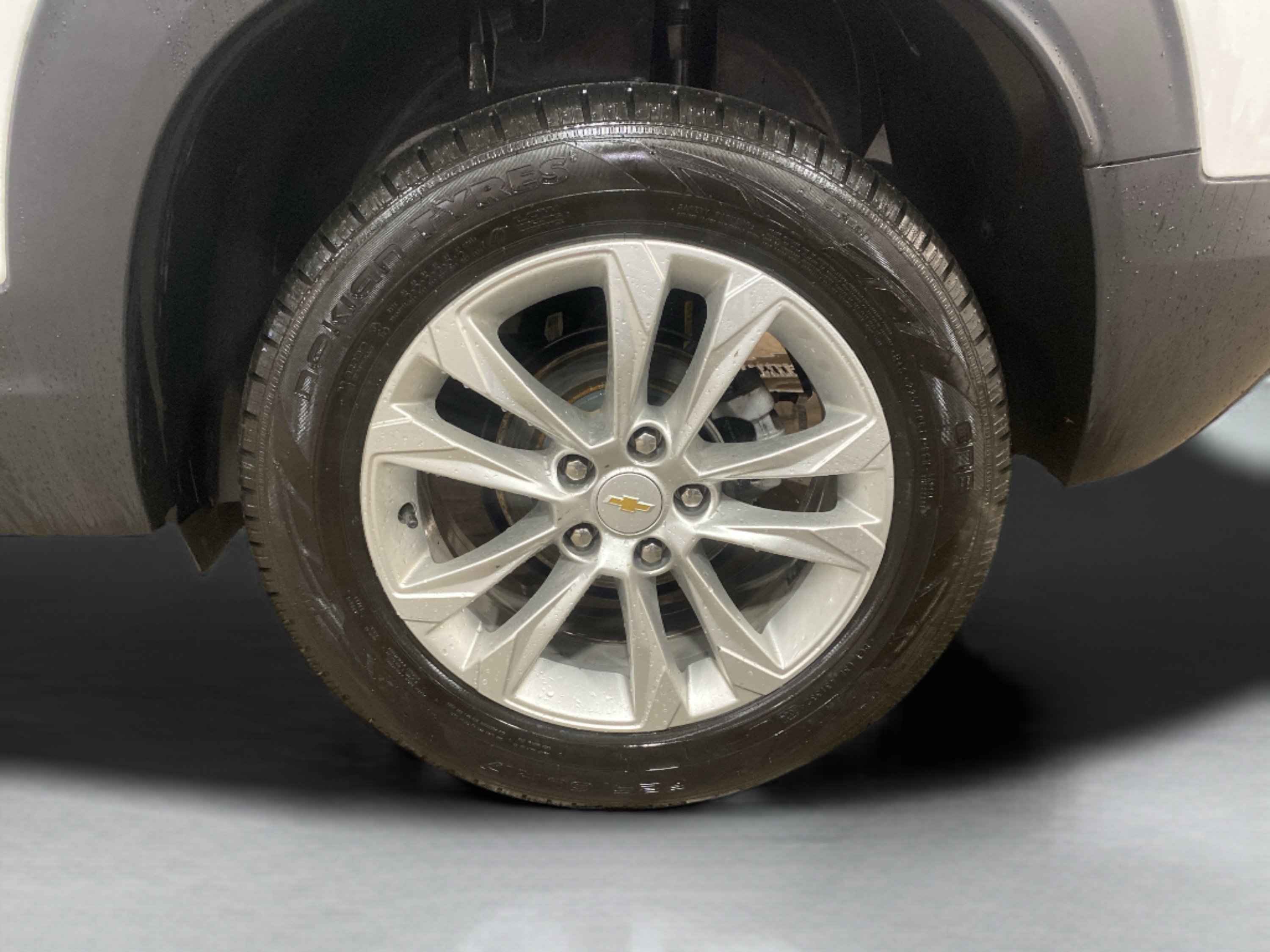 Used 2023 Chevrolet TrailBlazer LS AWD/4WD image 9