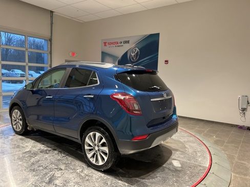 Used 2019 Buick Encore Preferred image 4