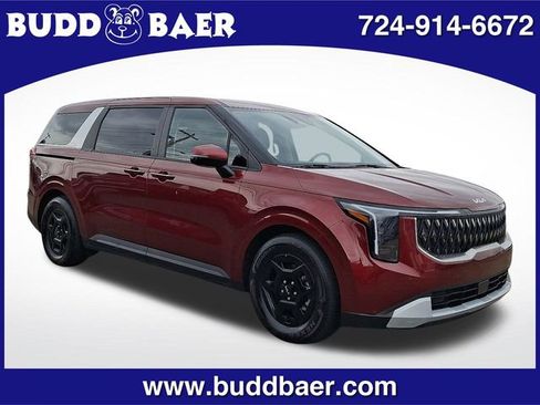 Used 2025 Kia Carnival image 1