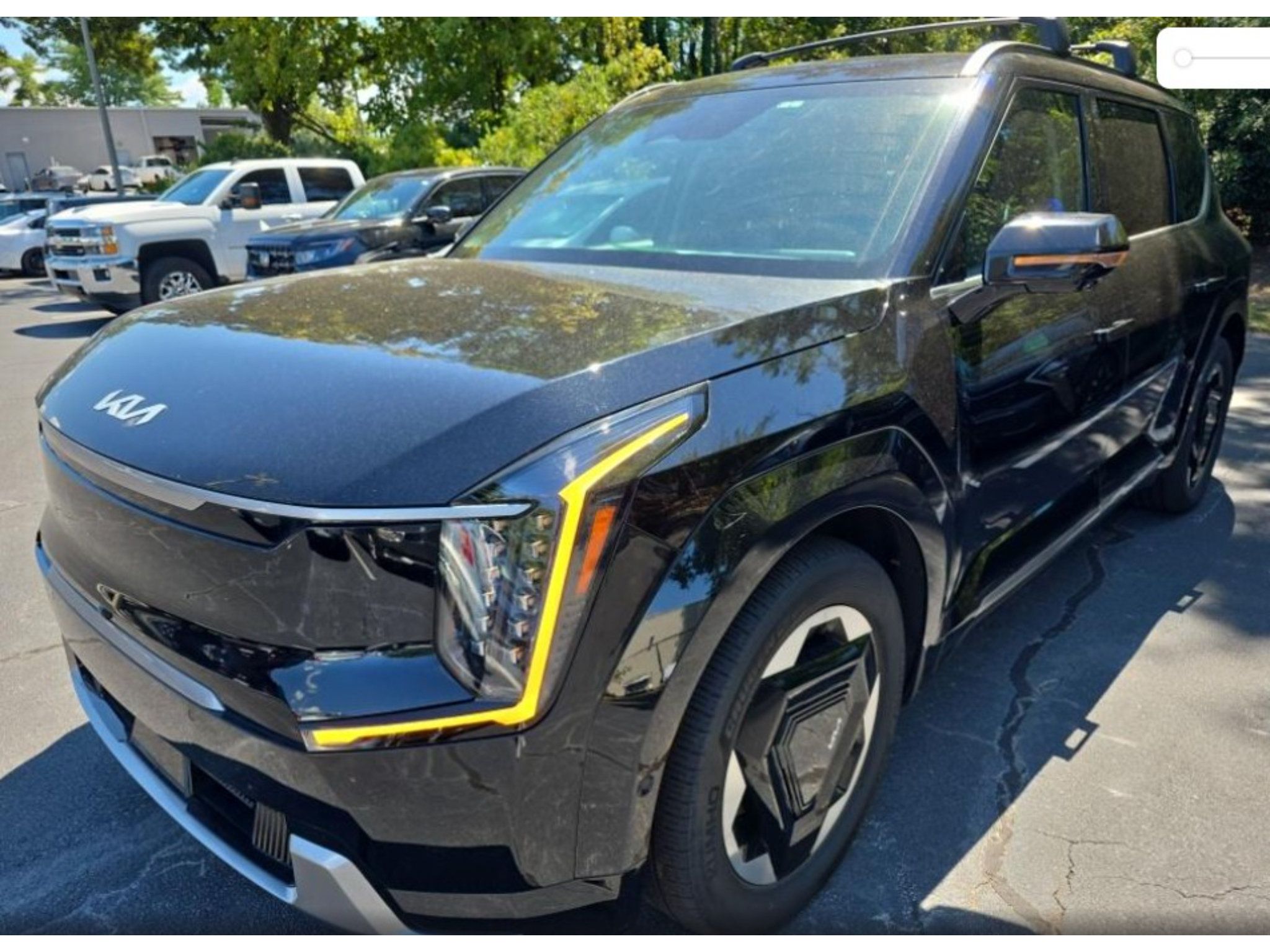 Used 2024 Kia EV9 Land AWD/4WD image 1