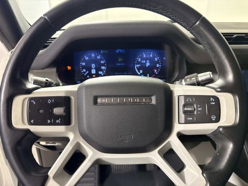 Used 2020 Land Rover Defender 110 SE AWD/4WD image 29
