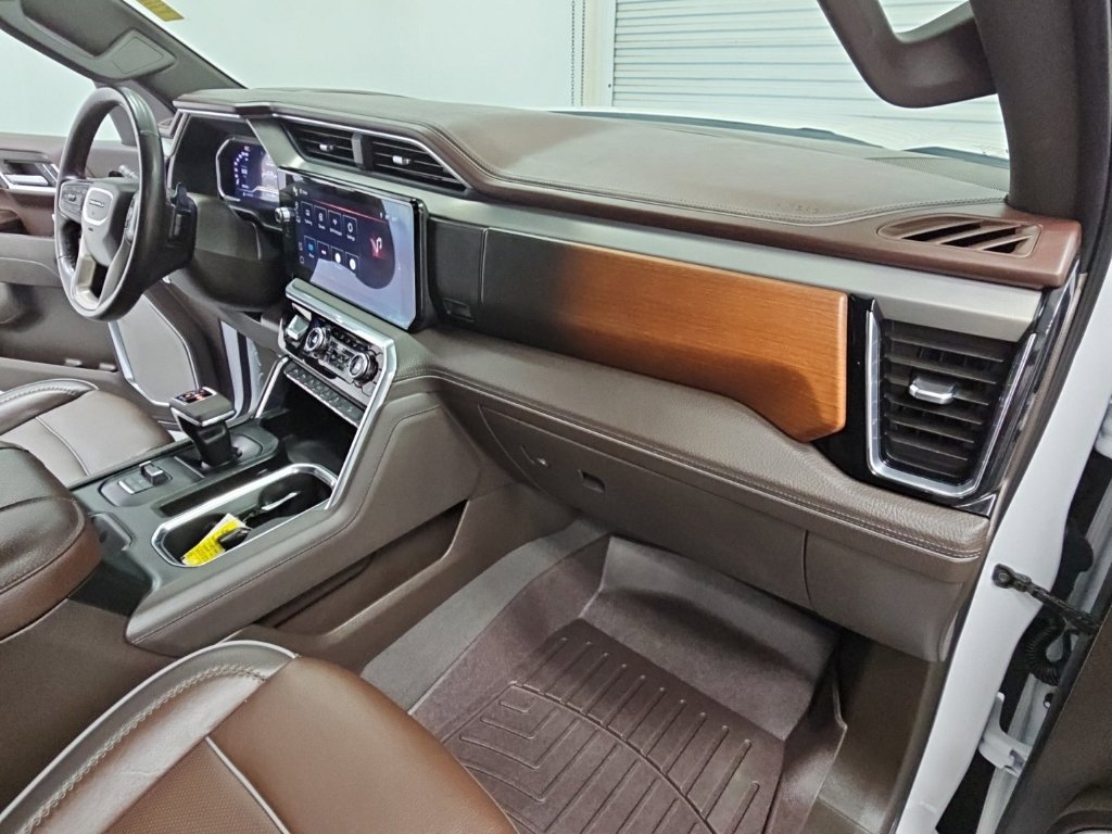 Certified 2025 GMC Sierra 1500 Denali AWD/4WD image 36