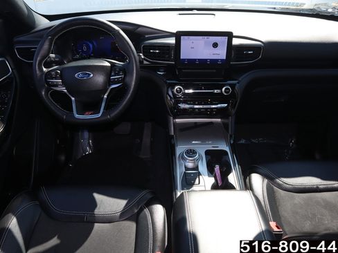 Used 2022 Ford Explorer ST w/ ST Street Pack image 12