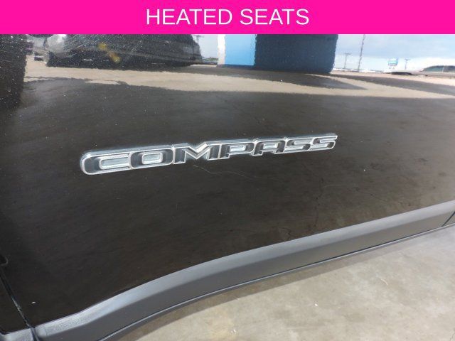 Used 2023 Jeep Compass Latitude AWD/4WD image 17