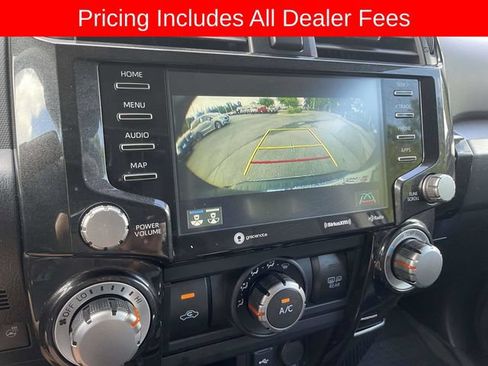 Used 2023 Toyota 4Runner TRD Off-Road Premium w/ Off Road Premium Plus Package AWD/4WD image 34