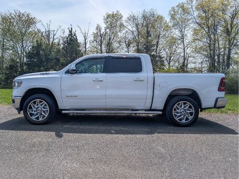 Used 2020 RAM 1500 Laramie AWD/4WD image 9