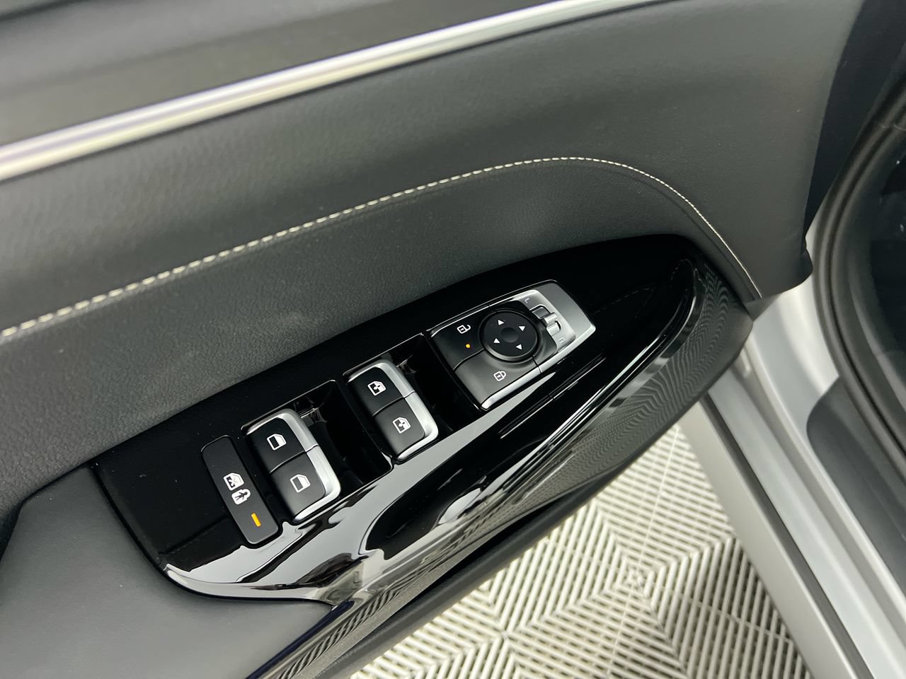 New 2026 Kia K5 GT-Line FWD image 16