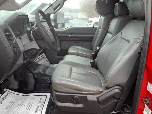 Used 2012 Ford F550 4x4 Regular Cab Super Duty w/ Payload Upgrade Pkg image 5