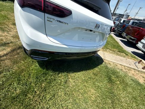 New 2026 Buick Envision Sport Touring AWD/4WD image 8