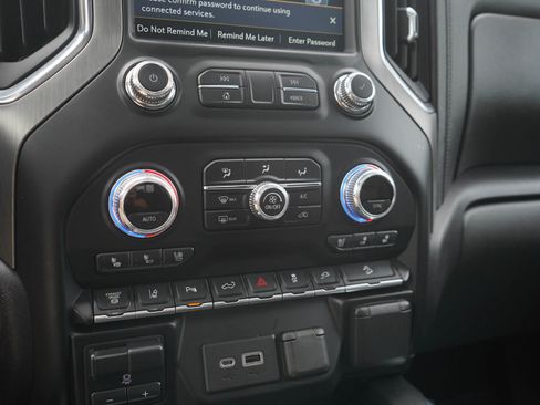 Used 2022 GMC Sierra 2500 Denali AWD/4WD image 21
