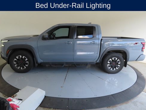Used 2022 Nissan Frontier Pro-X RWD image 7