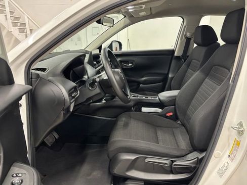 Used 2023 Honda HR-V LX image 14