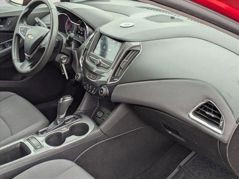 Used 2019 Chevrolet Cruze LS w/ LS Convenience Package image 23