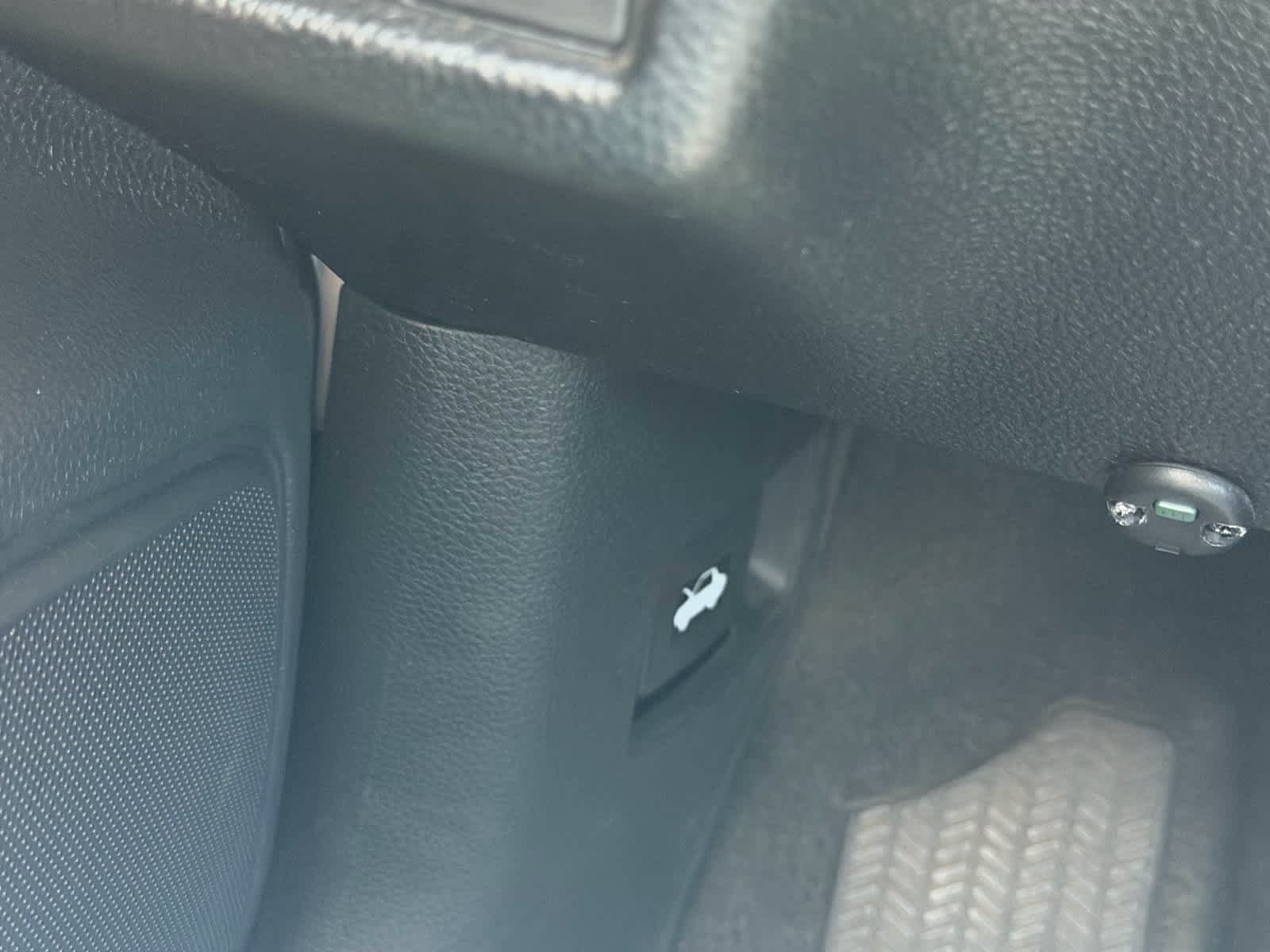 Used 2023 Honda Civic LX image 29