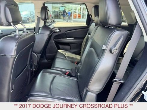 Certified 2017 Dodge Journey Crossroad AWD/4WD image 16