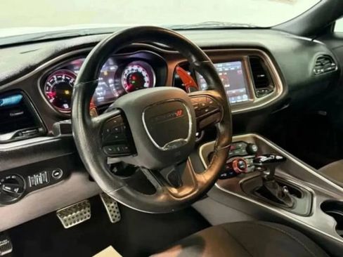 Used 2020 Dodge Challenger R/T Scat Pack image 13