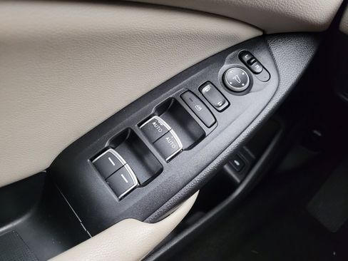 Used 2018 Honda Accord LX image 27