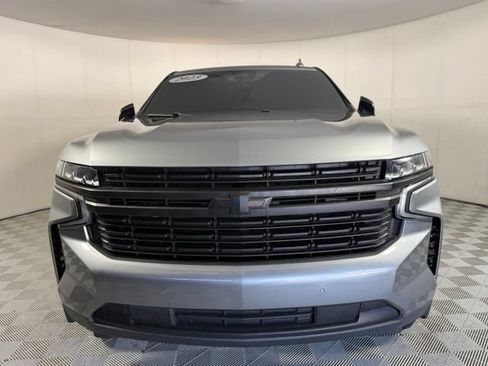 Used 2023 Chevrolet Suburban Premier RWD image 11