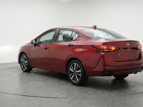 Used 2025 Nissan Versa SV image 6