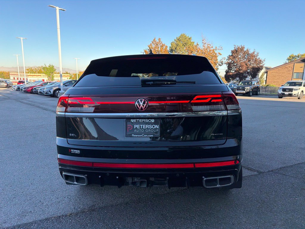 Used 2024 Volkswagen Atlas Cross Sport SEL Premium R-Line AWD/4WD image 8