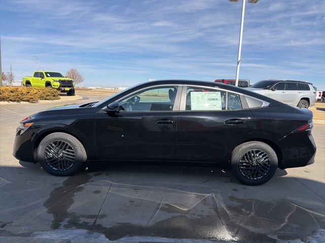 Used 2026 Nissan Sentra SV w/ SV Convenience Package FWD image 4