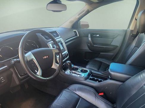 Used 2015 GMC Acadia SLT image 19