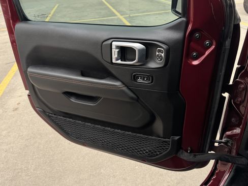 Used 2022 Jeep Gladiator Mojave w/ LED Lighting Group image 25