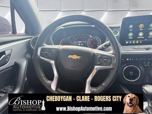 Used 2024 Chevrolet Blazer LT image 23