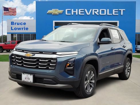 New 2026 Chevrolet Equinox LT w/ Convenience Package II FWD image 1