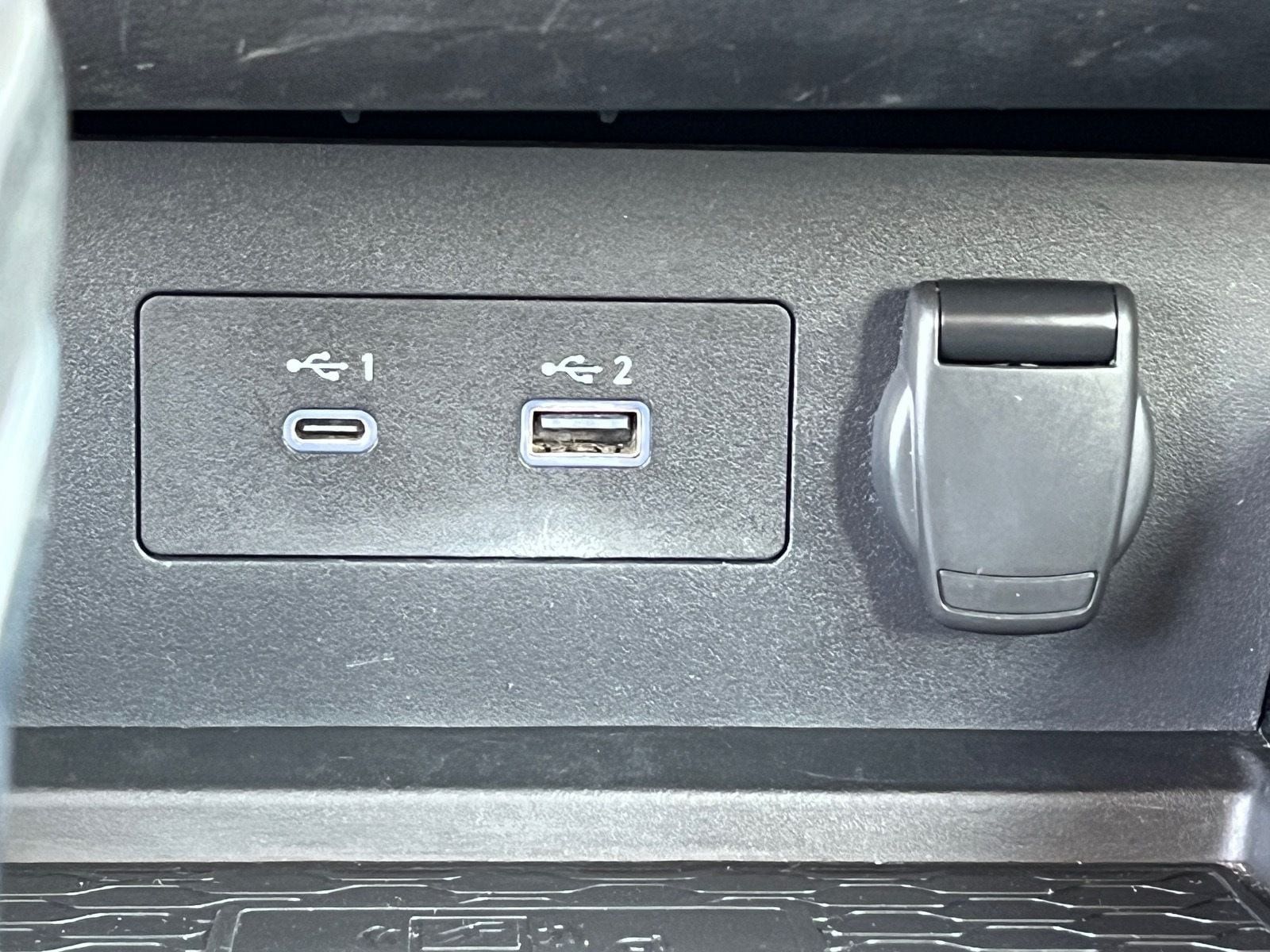Used 2023 Nissan Altima 2.5 SL FWD image 23