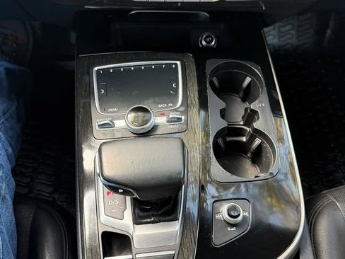 Used 2018 Audi Q7 3.0T Prestige image 19