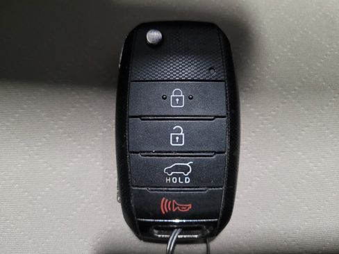 Used 2019 Kia Sorento AWD image 32